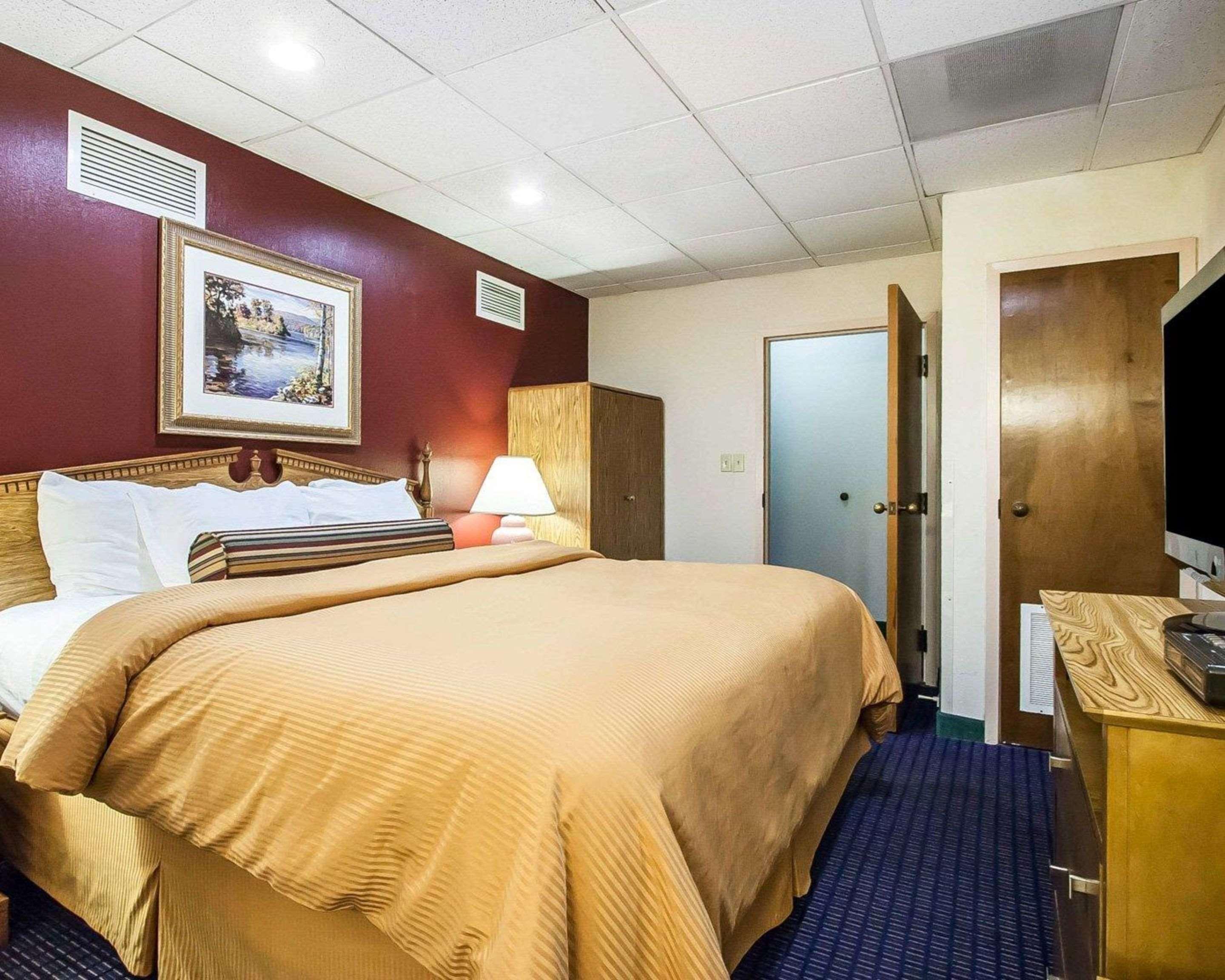 Clarion Hotel Branson Exterior photo