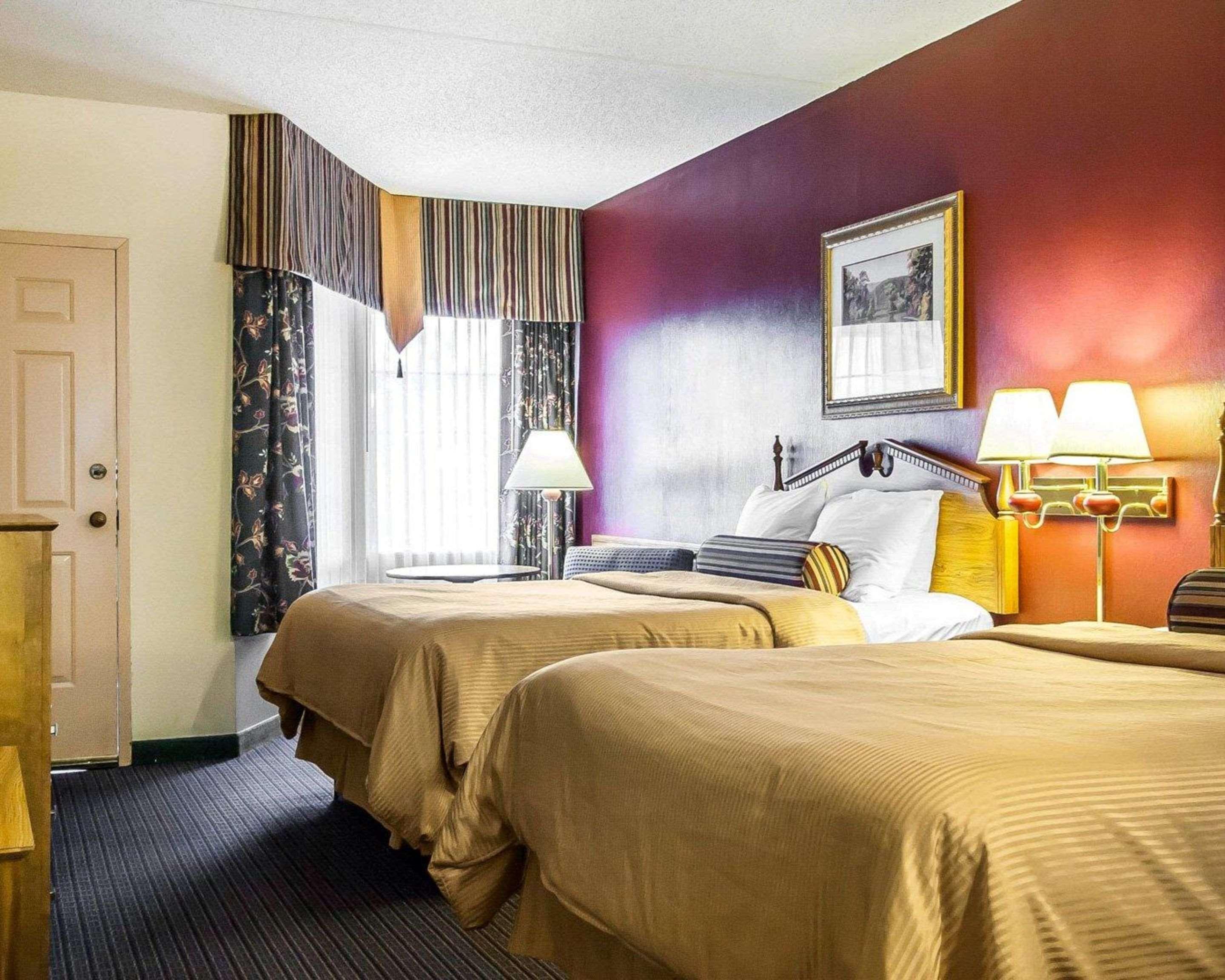 Clarion Hotel Branson Exterior photo
